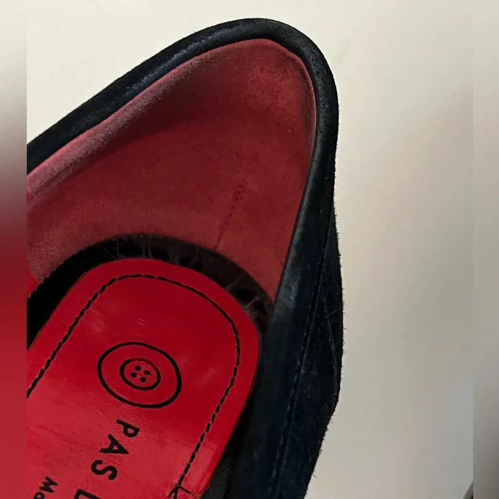 Pas De Rouge‎ Flavia 2508 Horse Bit Round Toe Black Suede Slip-On Heeled Loafer